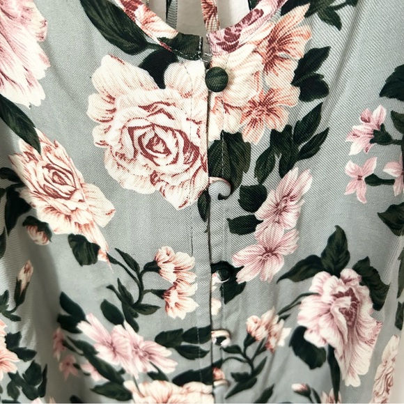 NWT American Eagle Floral Button Front Tank Top - Picture 3 of 6